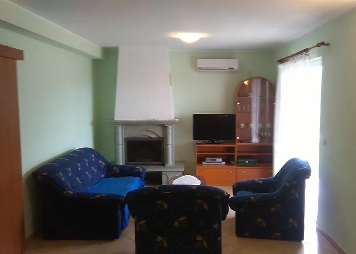 Appartamento With Parking Space Flengi, Porec - 15395 *